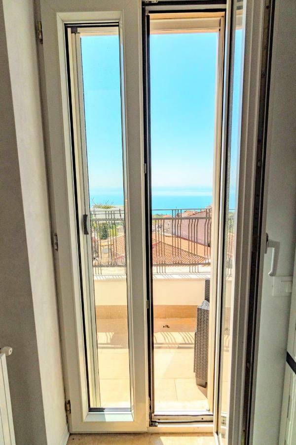 Rooms Gli Arcangeli 2 - Affitti Brevi Italia Monte Sant'Angelo Exterior photo